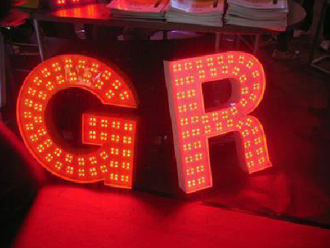 三都LED发光字有哪些优势？